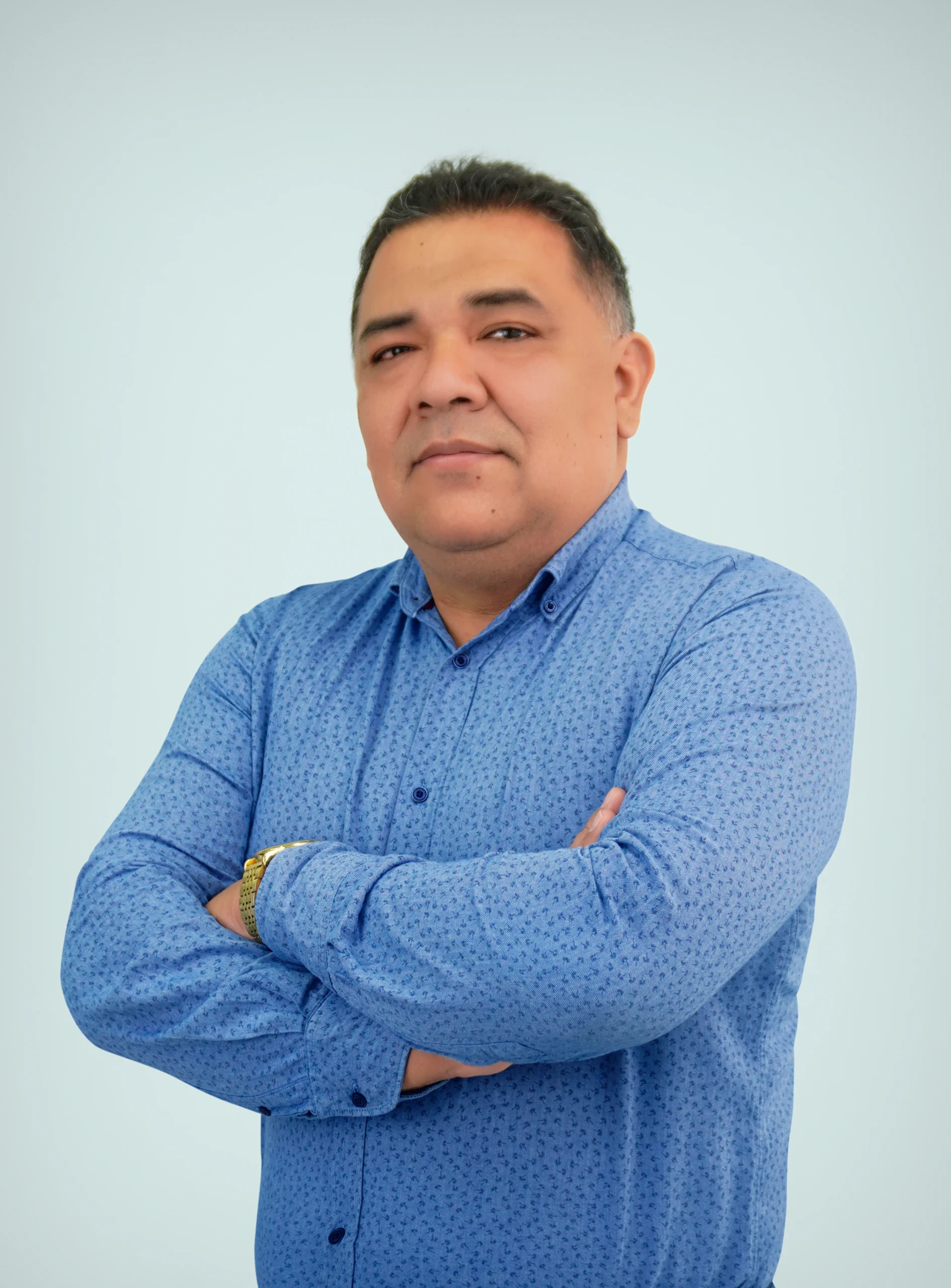 Luis La ChiraJefe de Contabilidad